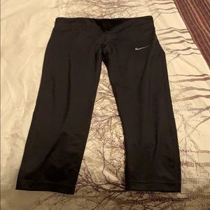 NIKE Capri workout pants